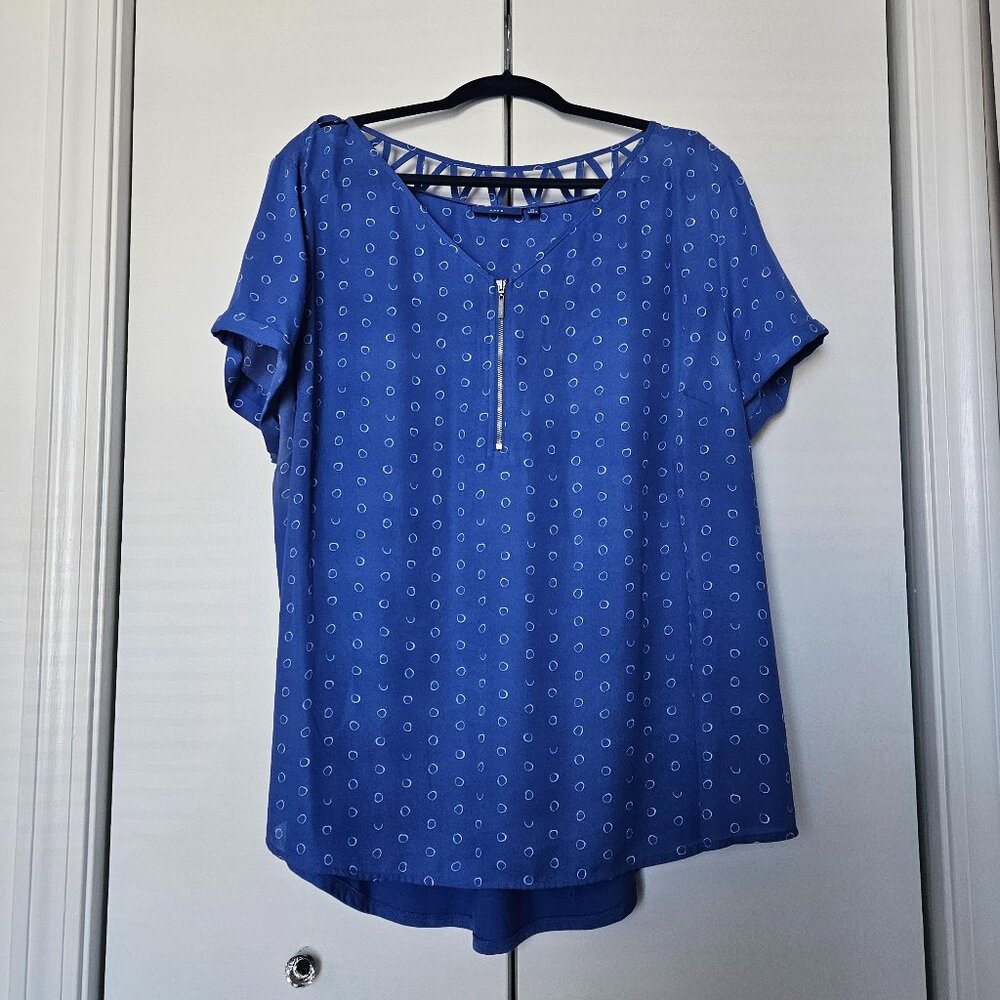 Apt. 9 Women's Blue Short Sleeve Blouse with Circle Pattern- 2x
